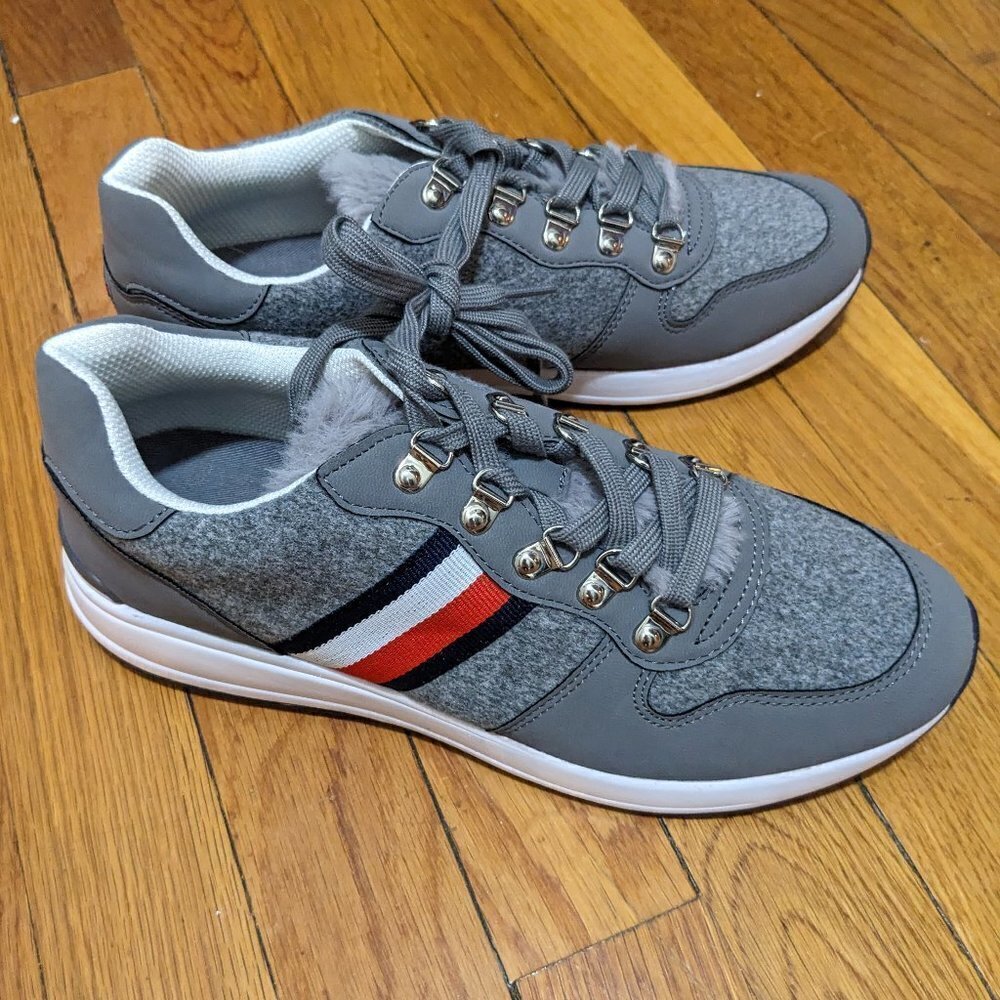 Tommy Hilfiger Riplee Sneaker Womens 8.5